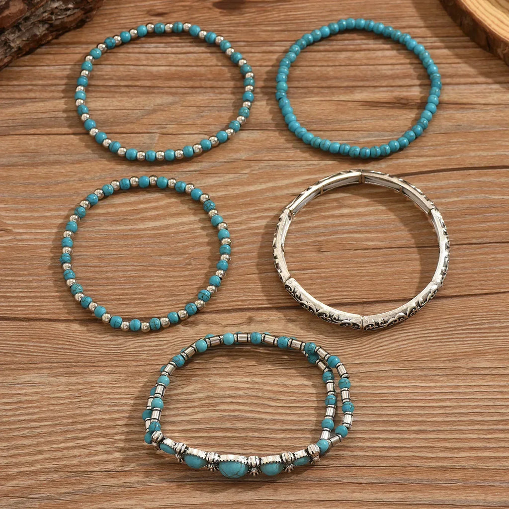 Ensemble de bracelets boho avec des perles turquoises