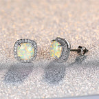 Boucles d'Oreilles Élégantes en Argent avec Opale de Feu Blanc Rond