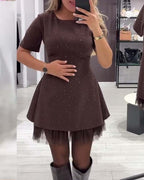 Camille™ – Mini-robe élégante au confort scintillant